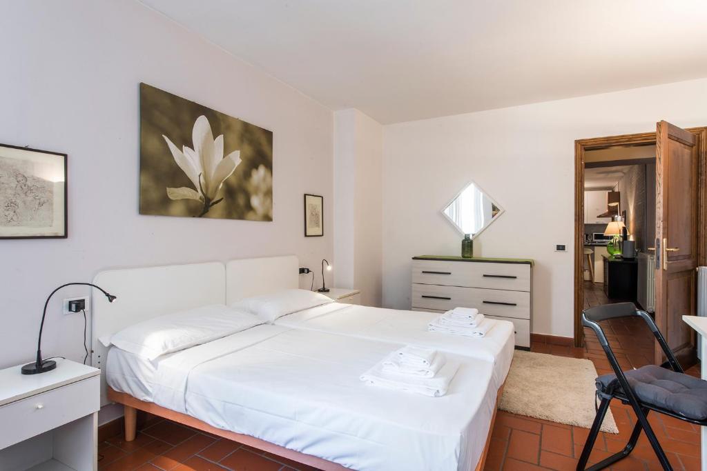 Apartments Florence- Oche 1 bdr with Duomo view - 3