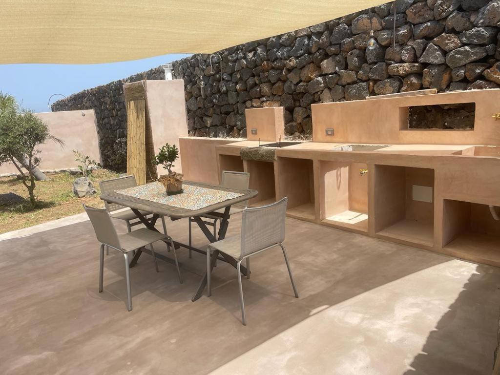 Dammuso Elisir Rosa - Jacuzzi e Giardino Privati - 5