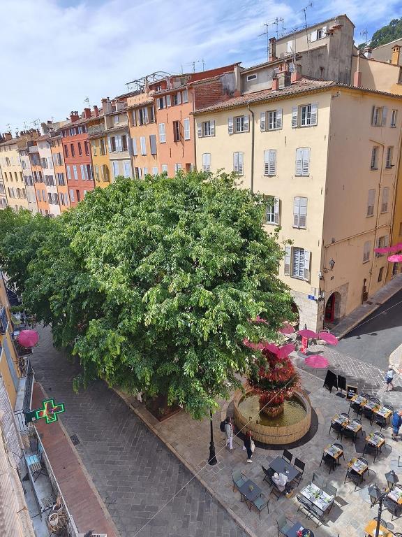 Appartement au centre de Grasse Ville des parfums - 3