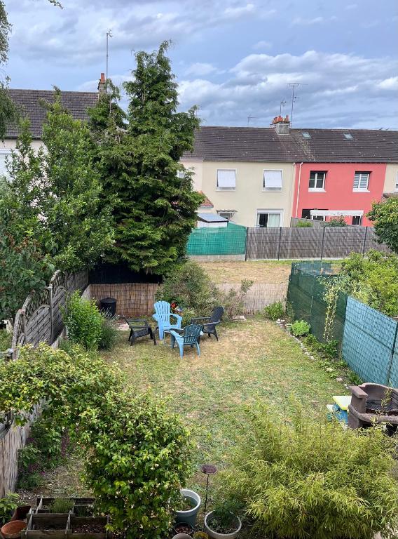 Maison 6 personnes avec parking privé (à 1km du circuit et à 270 mètres de l’arrêt tram T1-Jules Raimu) - 2