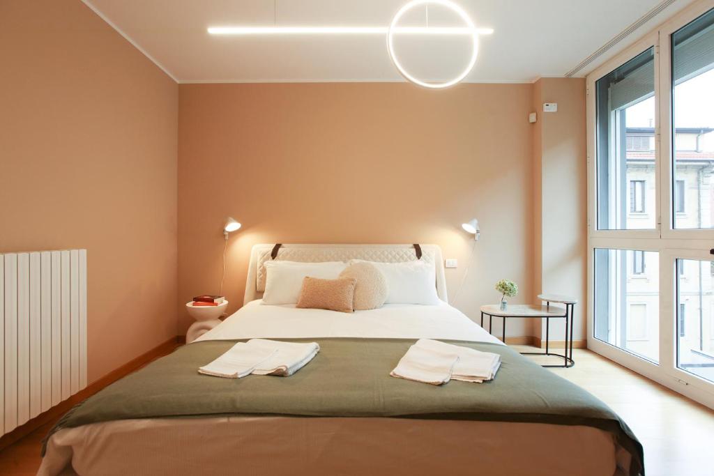 Isola Design Townhouse on 3 levels, terrace, garage - 2