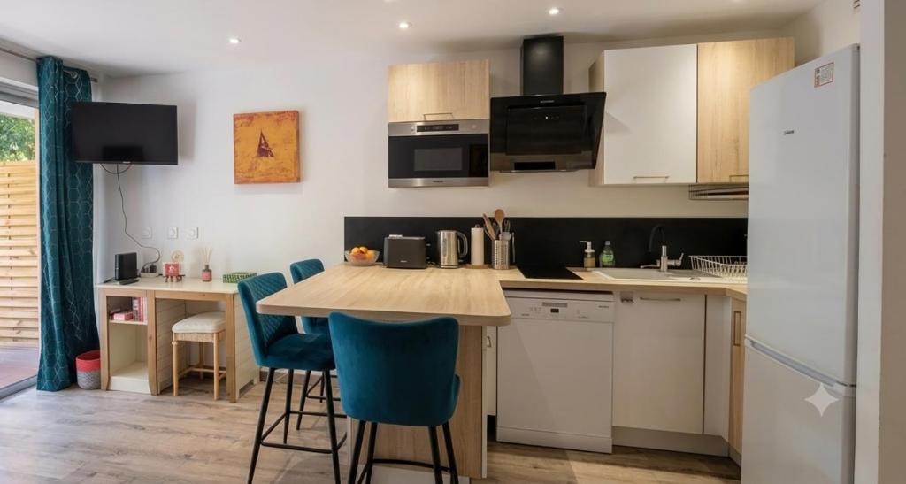 Studio Cosy avec Jardin Privé À 50m de la mer - 4