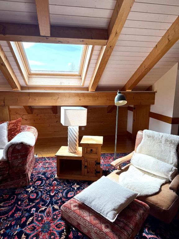 Duplex spacieux et plein de charme à Crans-Montana - 4