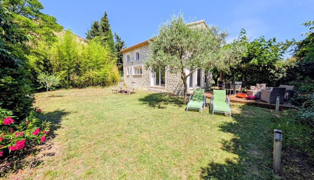 Mazet à Uzès, proche du haras national, wifi et parking privé gratuit - 1