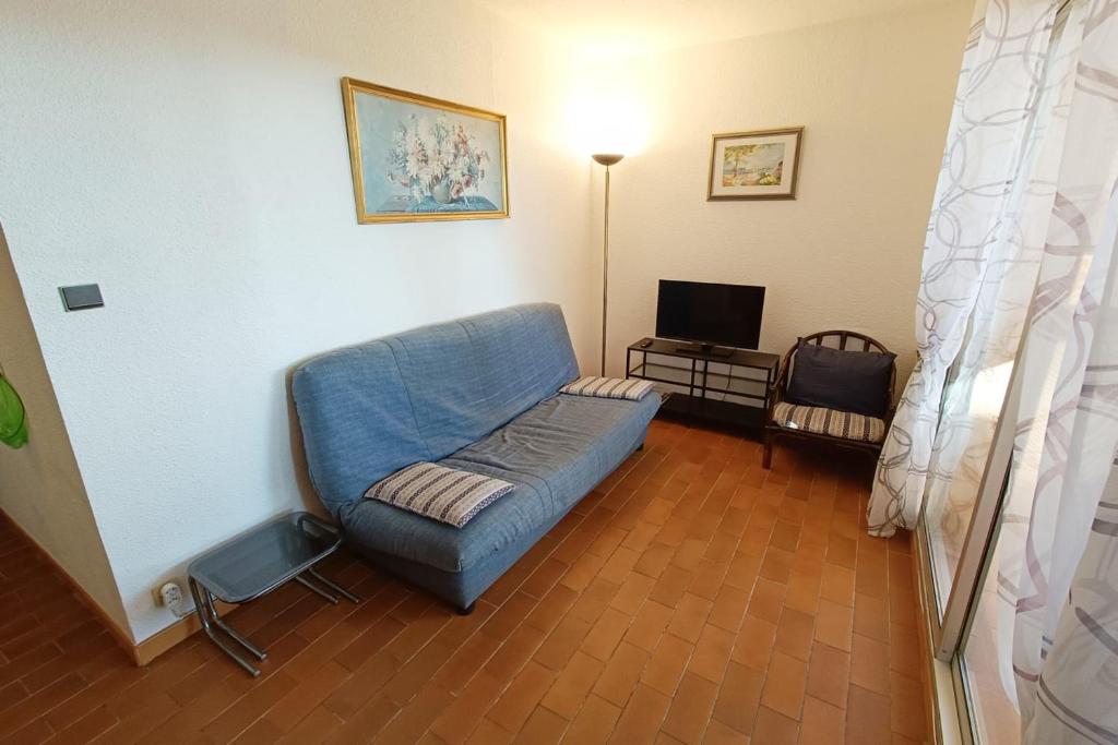 Bright cocoon with shared pool in Bandol - 3