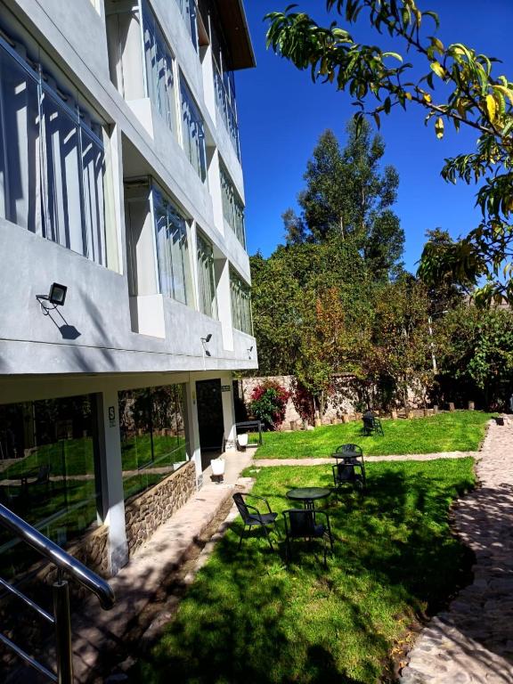 Apu Garden Lodge - 1