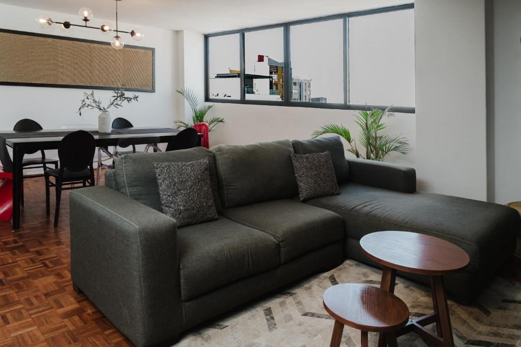 Modern 3BR Duplex in the Heart of Roma - 5
