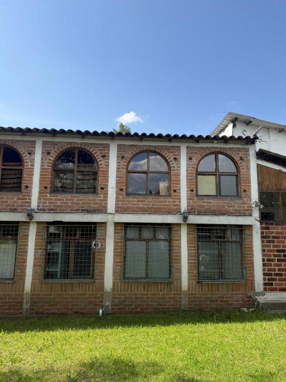 Vintage House Near Quito Airport - 2