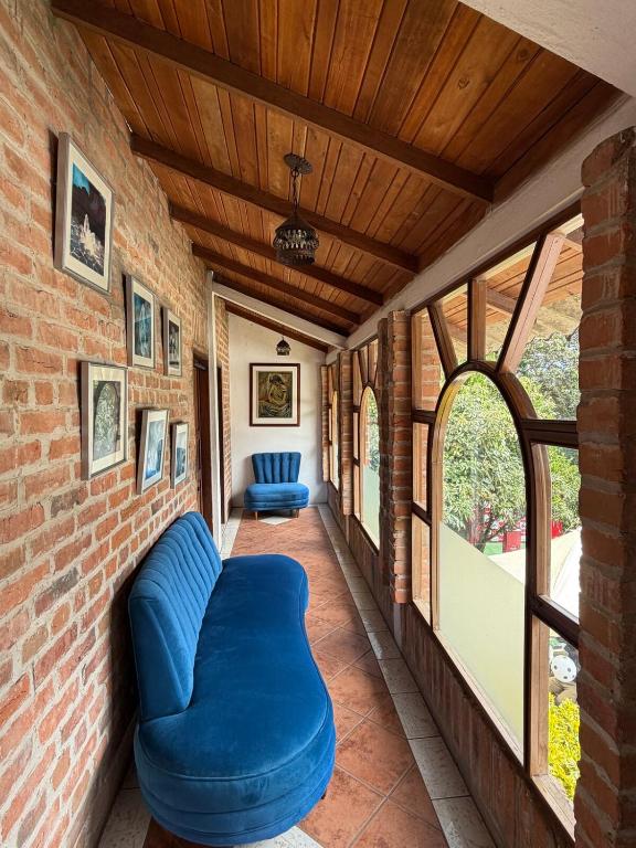 Vintage House Near Quito Airport - 3