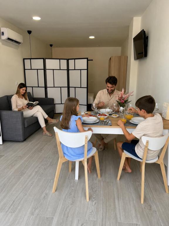 Comfortable apartment near the port and the beach - 4