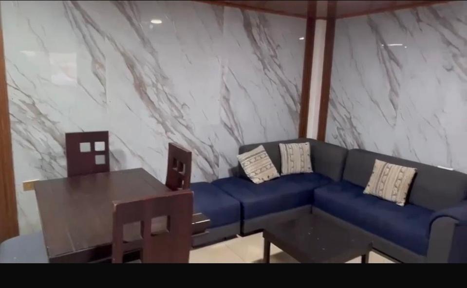 Analaura Home - 2