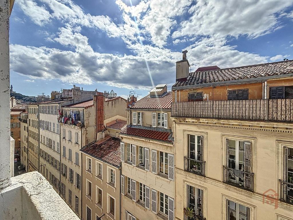 Downtown - Comfortable - Balcony - Bright - 3