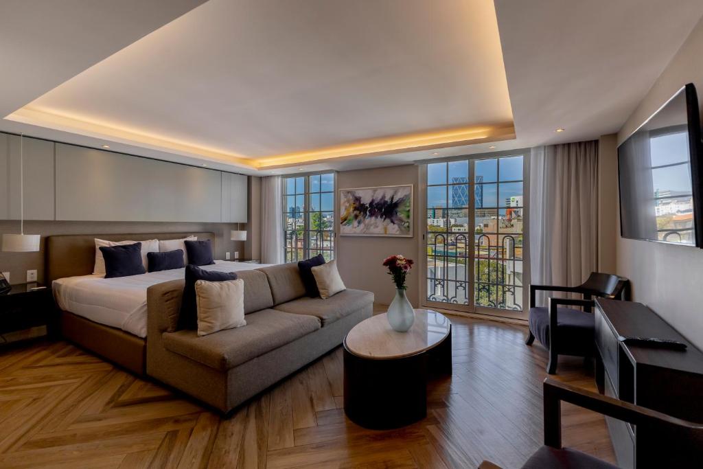Isaaya Hotel Boutique by WTC - 1