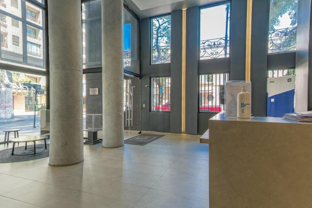 Metro Moneda Paseo Bulnes Centro Full AC TV WIFI6 - 4