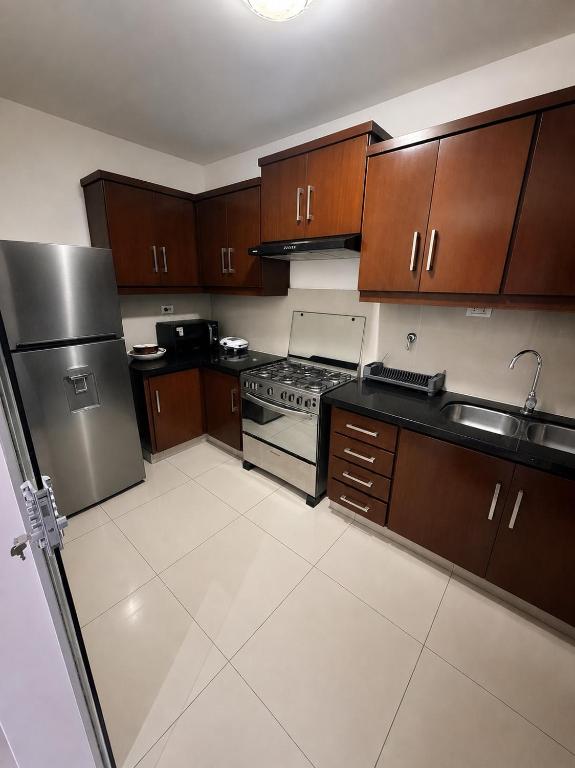 Premium 2-Bedroom Apartment with Parking - 2