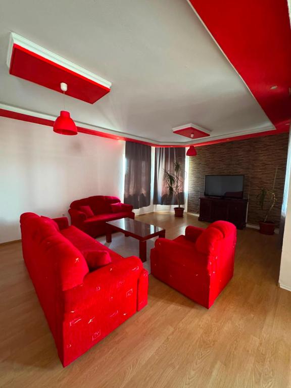 Cusa Apartments - 1