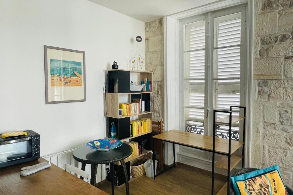 APPARTEMENT HYPER CENTRE BAIGNEE DE LUMIERE - 3