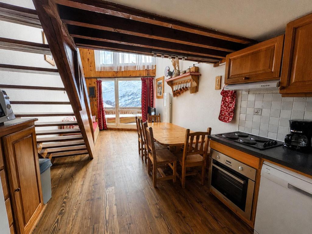 Duplex mezzanine 8 personnes aux Ménuires, Pratique et Confort - FR-1-452-238 - 1