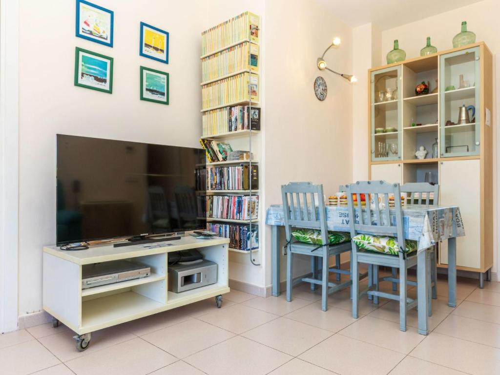 Apartment Tramuntana by Interhome - 4
