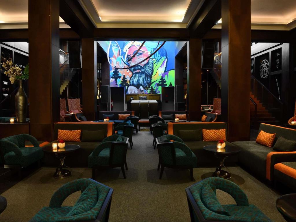 Bar/lounge