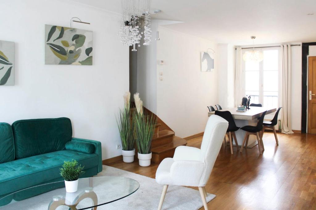 Spacious duplex in the heart of Paris - 3