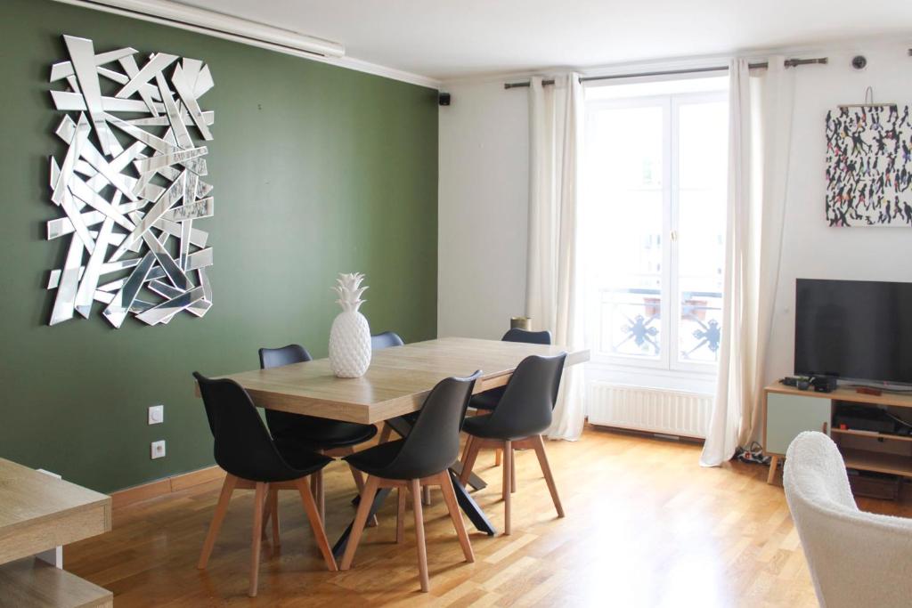 Spacious duplex in the heart of Paris - 4