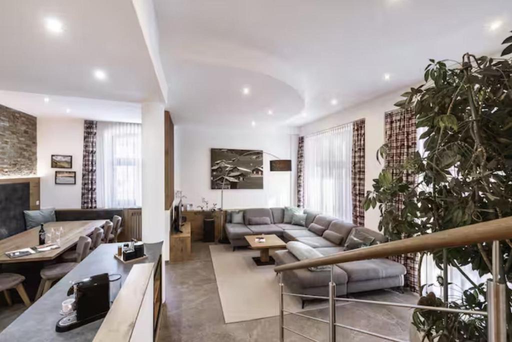 Spacious and tranquil house in Livigno - 1