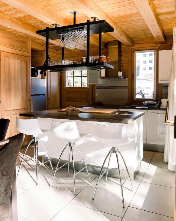 CHALET ANNAPURNA ET SON MAZOT, CHALETS D'HINOUKA SERRE CHEVALIER CHANTEMERLE 200 m des pistes - 3