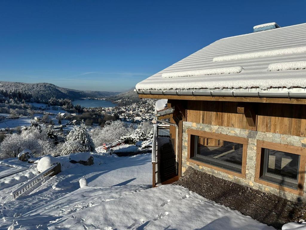 Chalet Panoramic Lodge, Spa avec vue lac et cinéma - 1