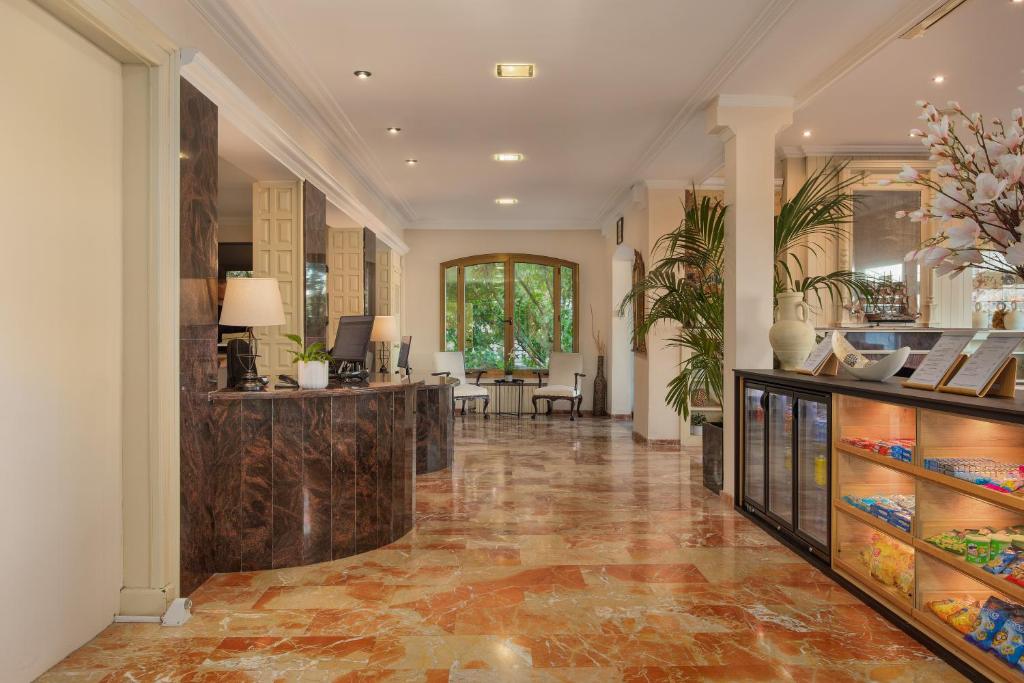 Hotel Montjoi by Brava Hoteles - 2