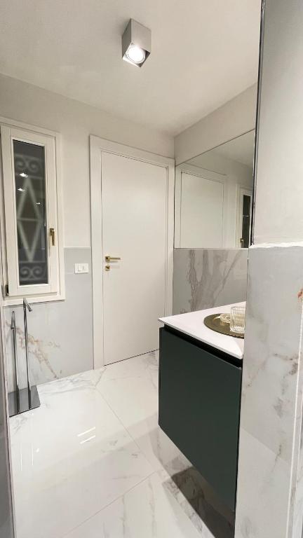 La Chartreuse Luxury Suites 2A - 3