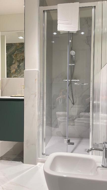 La Chartreuse Luxury Suites 2A - 4