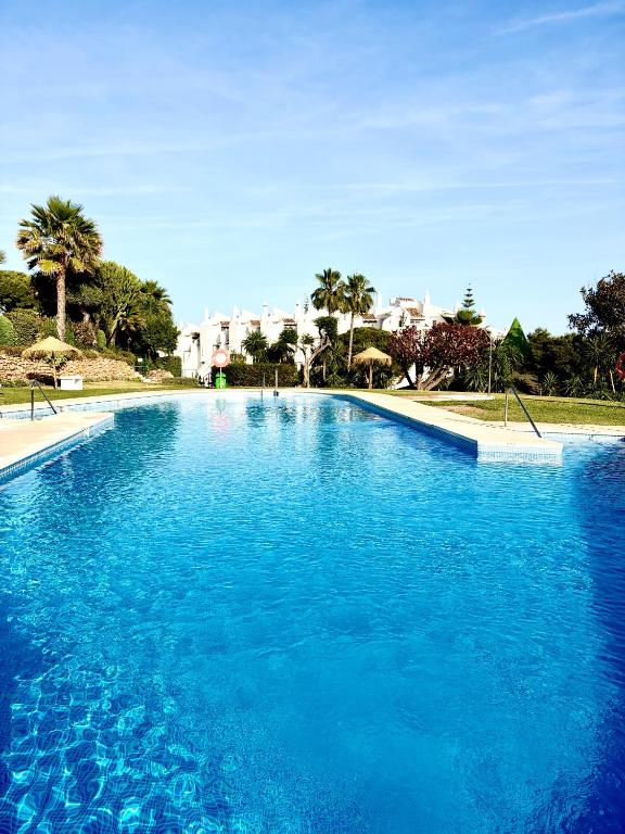 Casa Lozano Del Sol 13 - Your Peaceful Garden Escape Near Luna Beach - 2