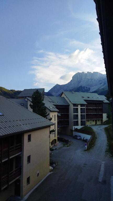 Location duplex avec balcon vue sur montagne - 2