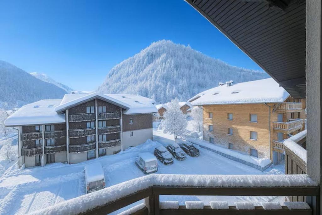 Studio 4 pers avec balcon et vue montagne - 2