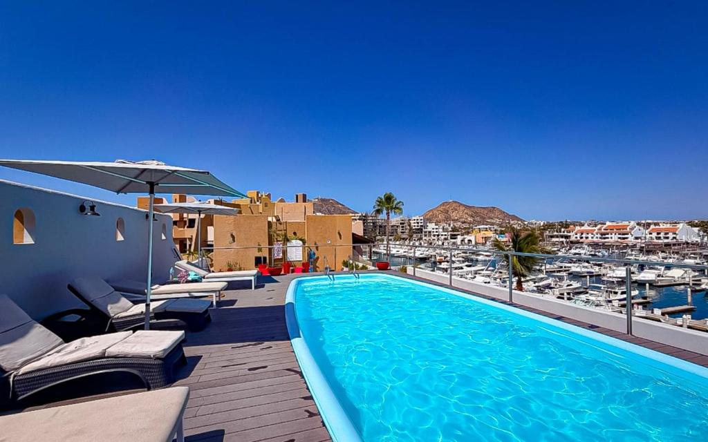 Ocean & Marina Views, Balcony & Rooftop Pool - 1