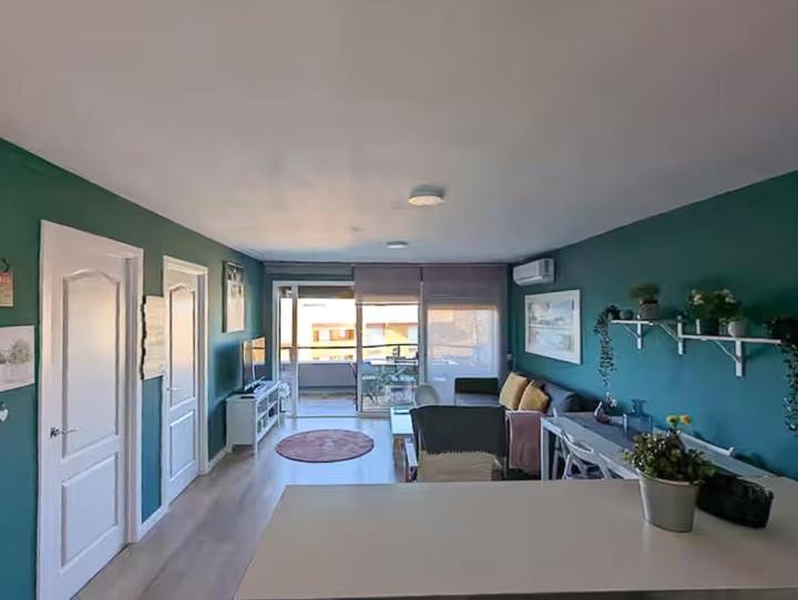 GuestReady - Fuentebravia with terrace and pool - 4
