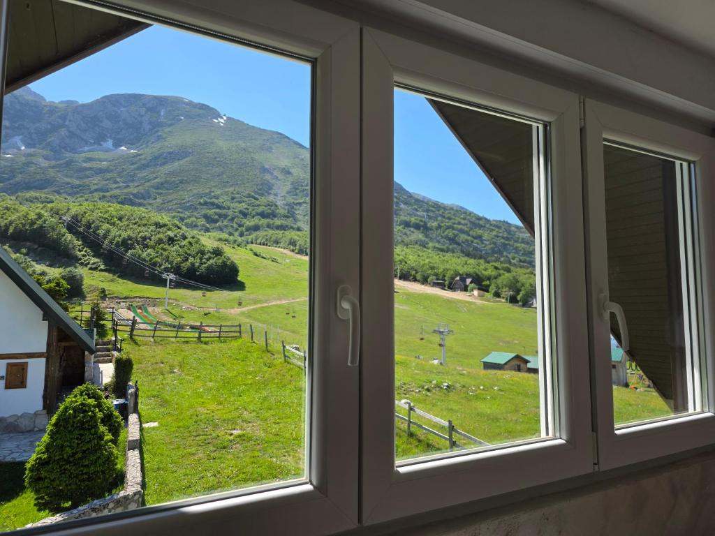 Mountain house Savin Kuk - 5