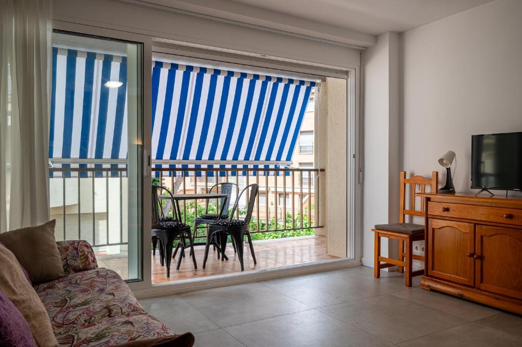 AT129 Apartamento en primera línea de la playa - 3