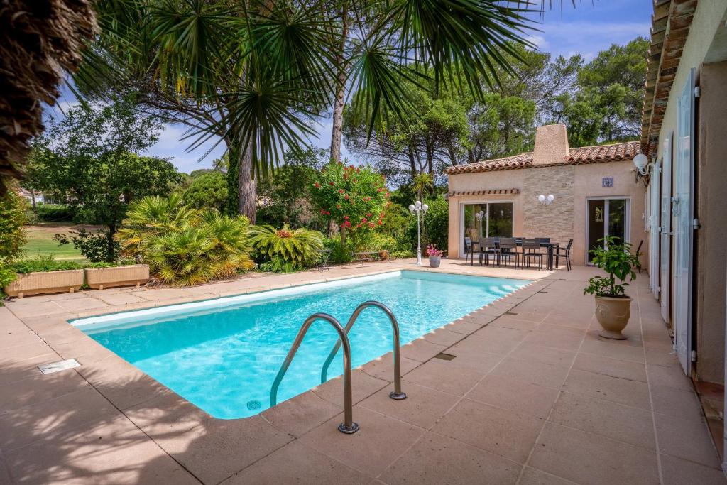 Villa Estérelle - Oasis de Calme Piscinevue golf - 2