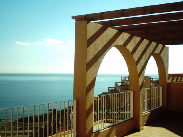 Apartamento con vistas de ensueño - 1