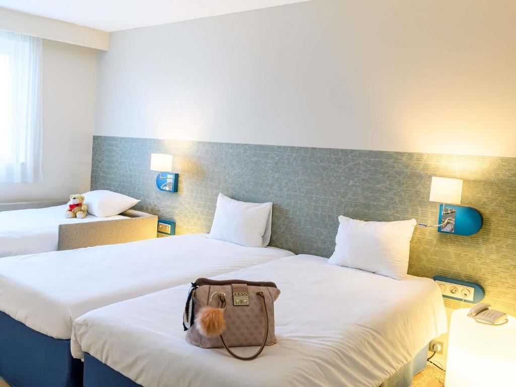ibis Styles Tours Centre - 5