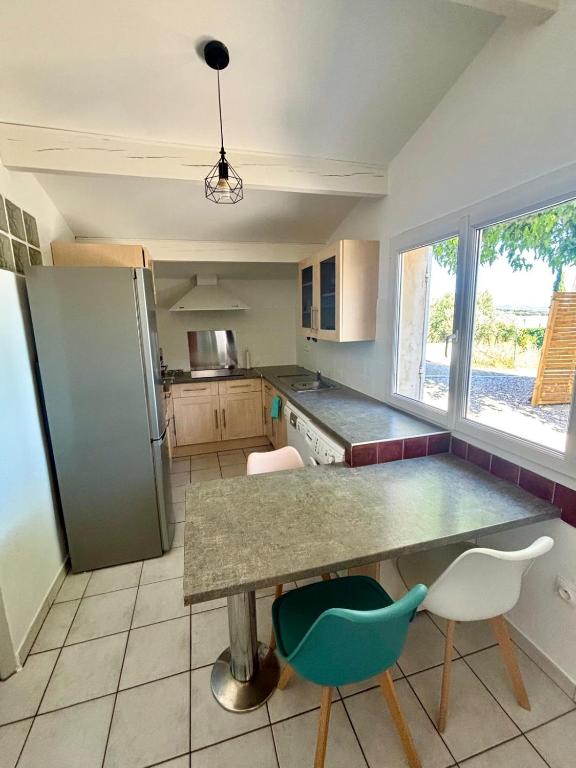Gite des Ecureuils, vue mer, piscine privée, parking, climatisation - 2