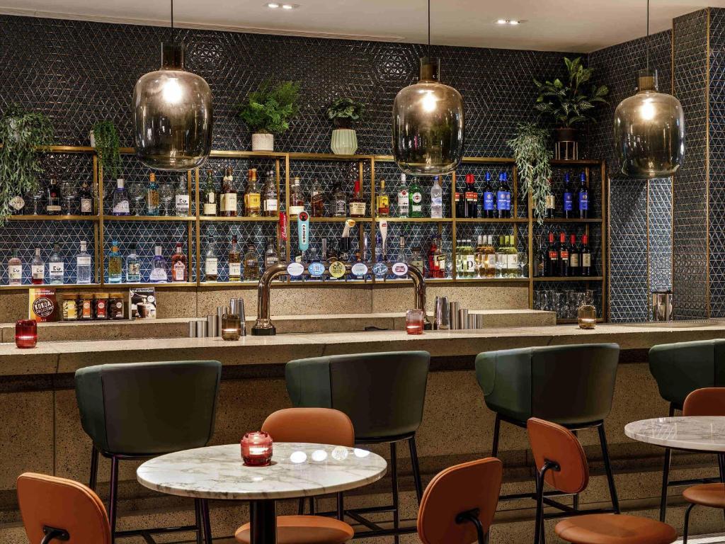 Bar/lounge