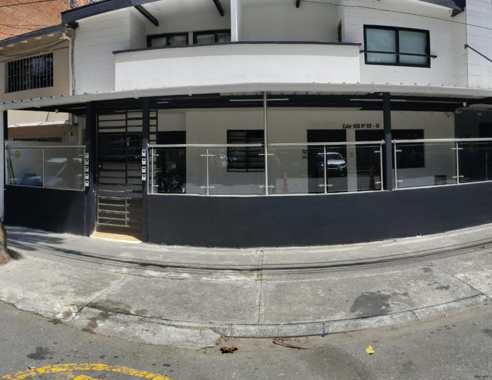 Laureles Executive Suites La 70 Medellin - 1