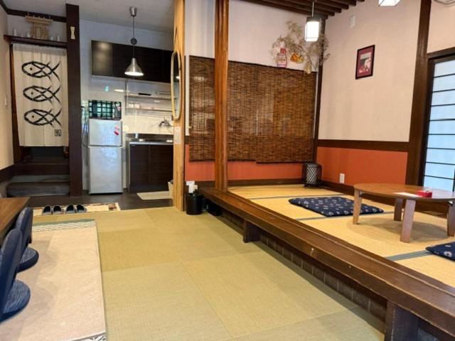 民泊利休