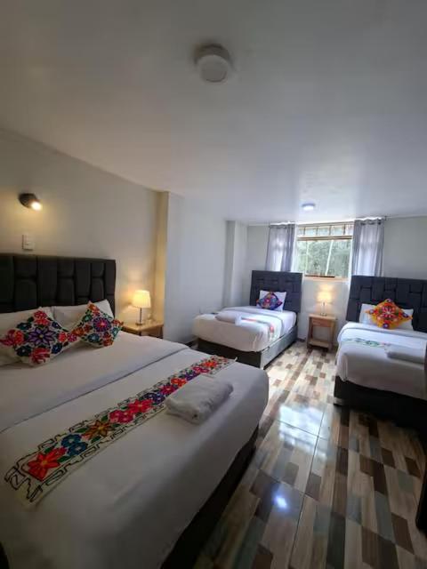 Hotel Piedra Blanca - 1
