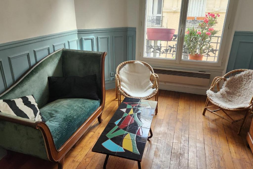 Apartment between Les Batignolles and Montmartre - 3