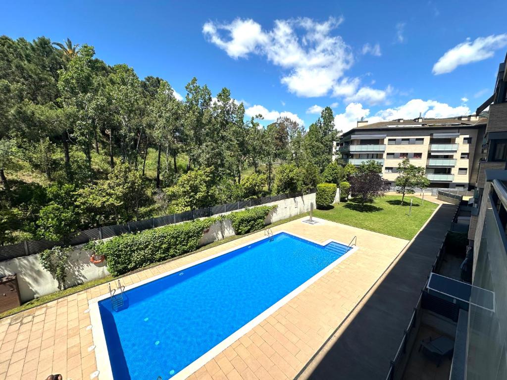 LETS HOLIDAYS Quiet Apartment With Pool in Tossa 2 - 2