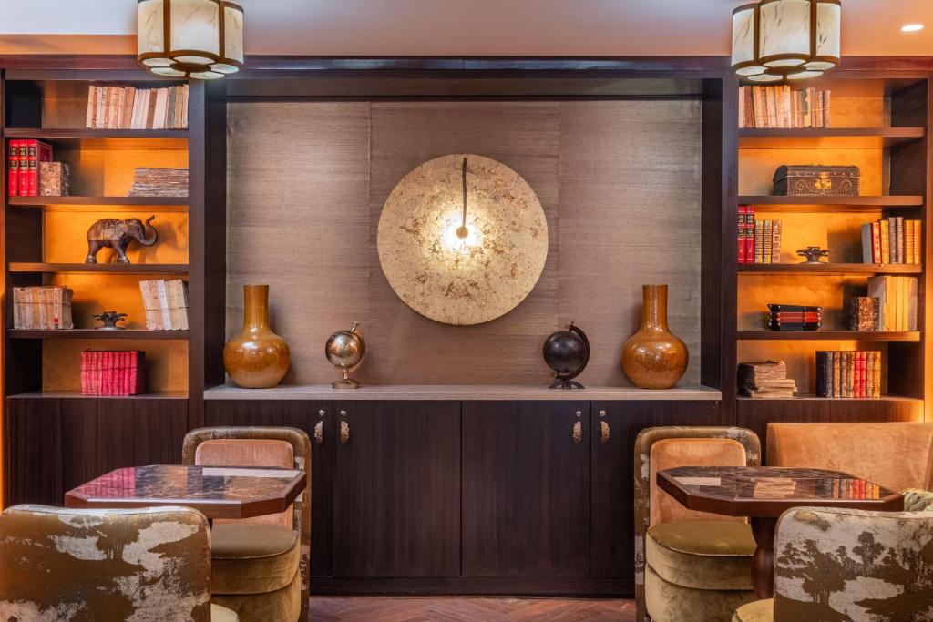 Hôtel La Bourdonnais by Inwood Hotels - 5